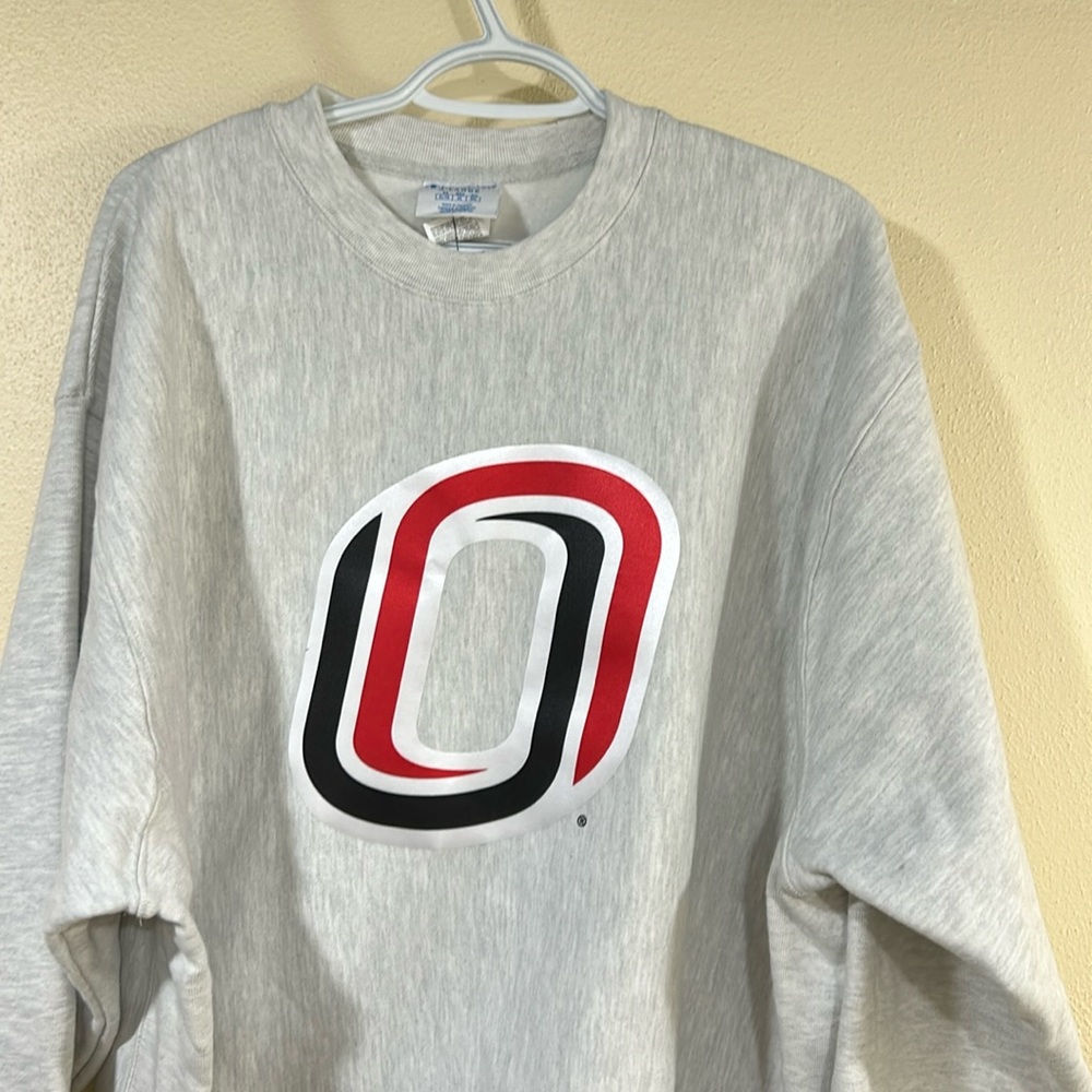 Good Looking Omaha Nebraska Mavericks Men’s XL, Worn twice.  Retail $85